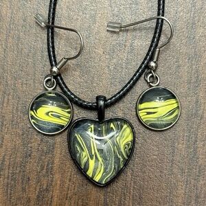 NFL Pittsburgh Steelers Inspired Acrylic Paint Pour Heart Jewelry Set